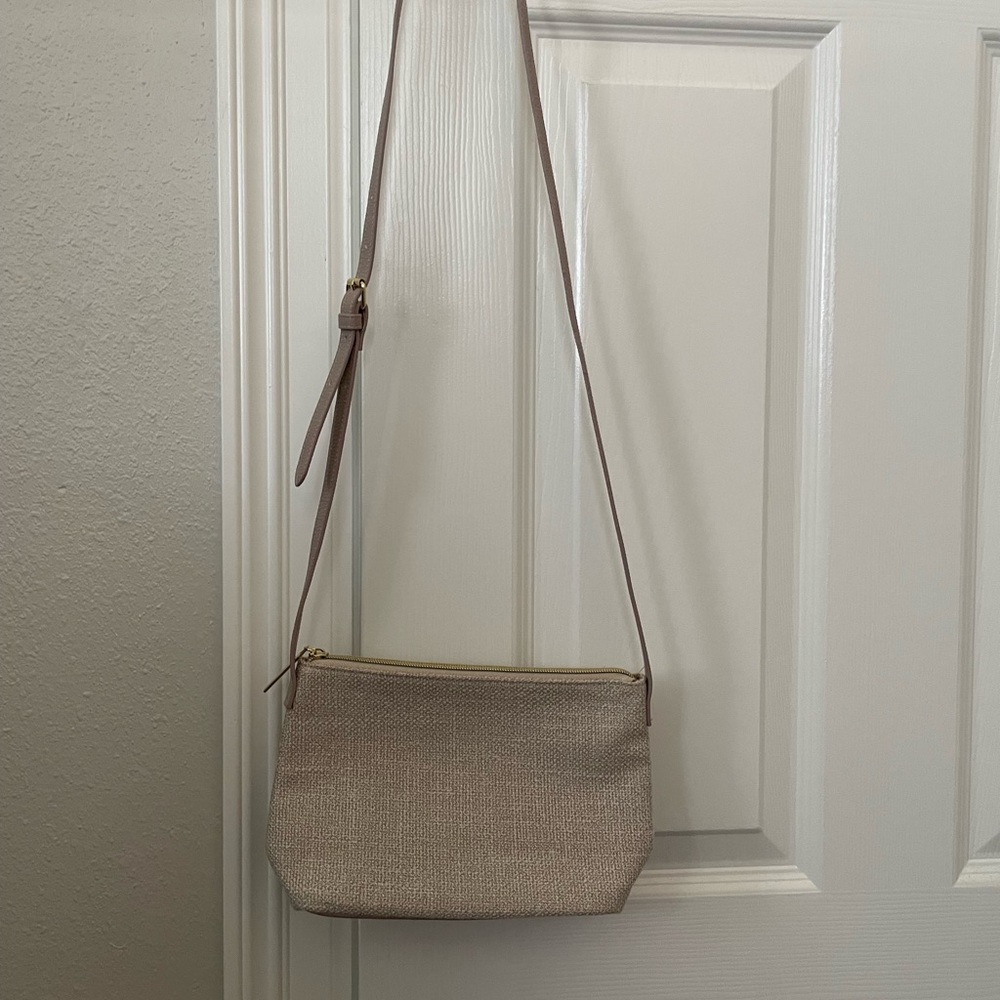 Crossbody purse